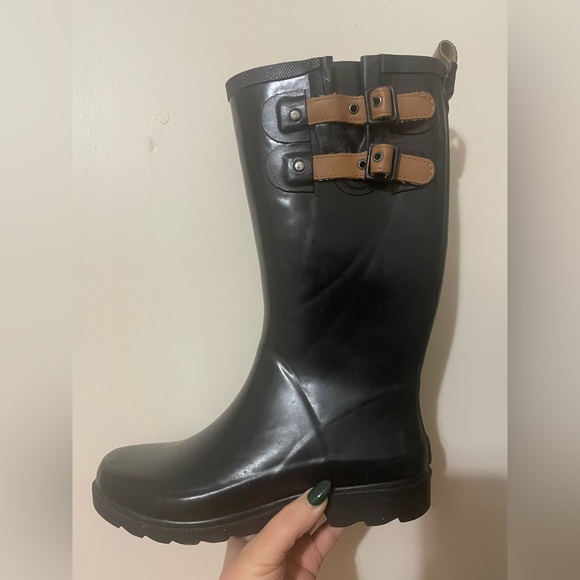 Black Rain Boots - Size 6 - Picture 4 of 8